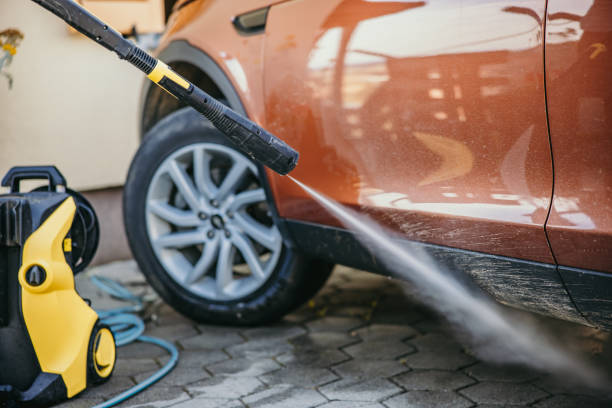 Best Commercial Pressure Washing  in Treasure Island, FL